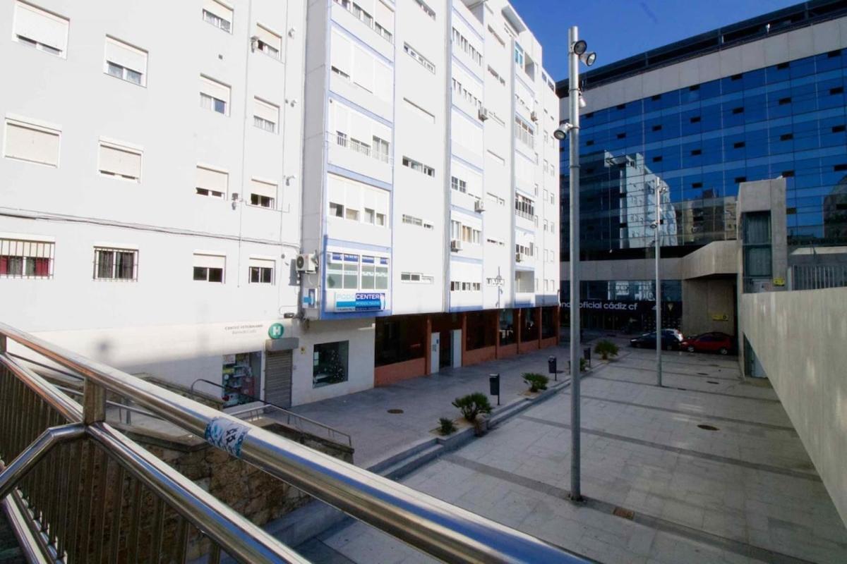 Estadio Cádiz Exterior foto